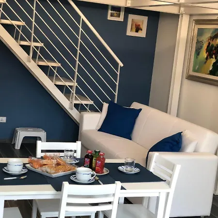 別荘 Splendido Loft Al Mare マルティンシクーロ